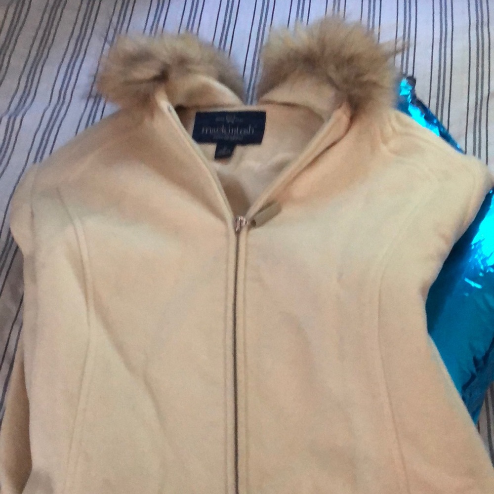 Brought at Nordstrom last yr wore x2 been stored